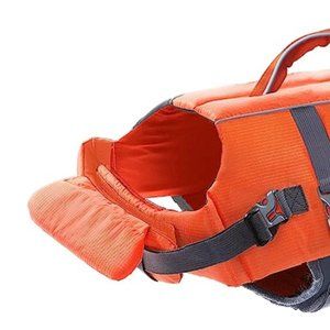 Outward Hound Dog Life Vest 🦺 size Small and Large